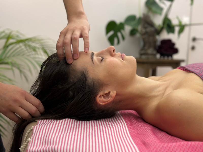 Massage étoile, spécial tête-mains-pieds